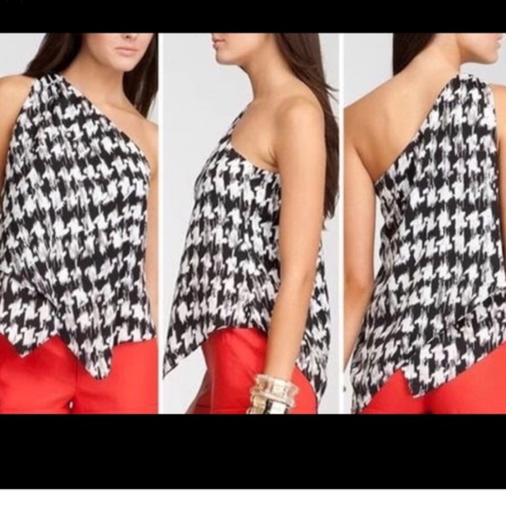 NWT Bebe Top